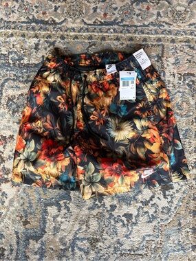 Nike Club Flow Shorts 'Off Noir'